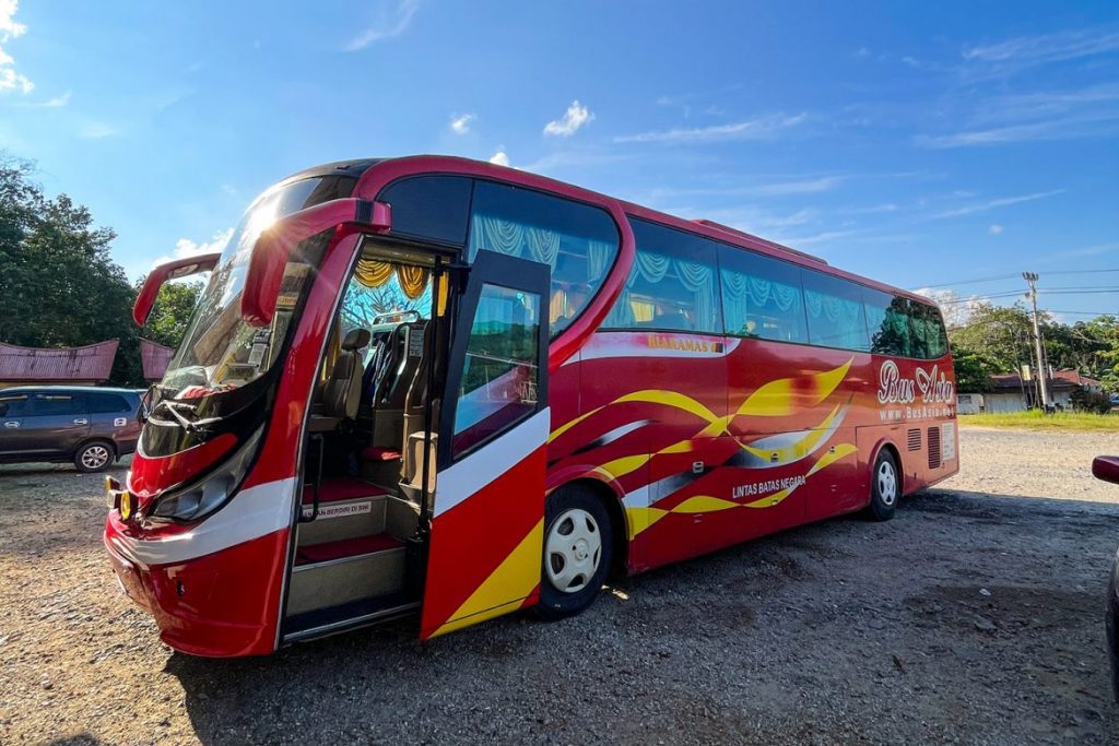 Travel Pontianak Kuching Brunei