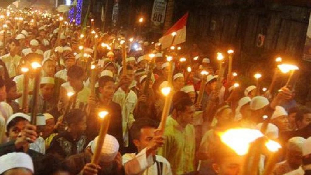 Pawai Obor Singkawang