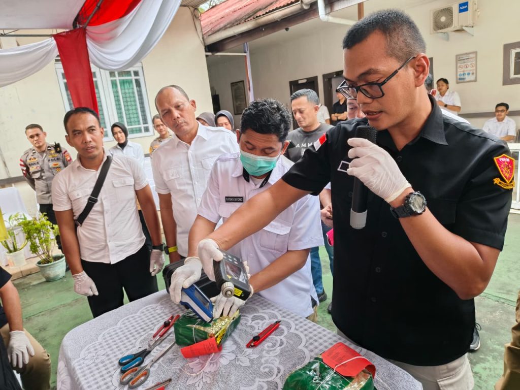 Polda Kalbar Ungkap Kasus Narkoba